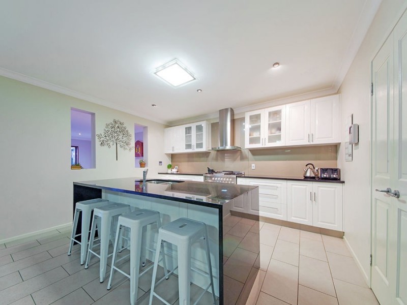 9 Paperbark Place, Wakerley QLD 4154