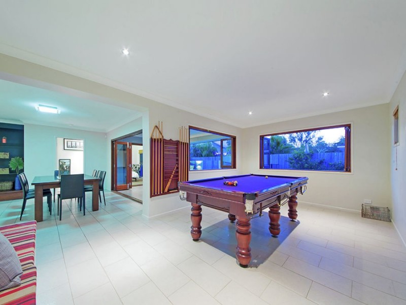 9 Paperbark Place, Wakerley QLD 4154