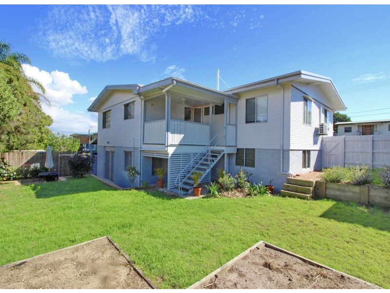 115 Malabar St, Wynnum West QLD 4178