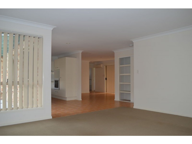 51 Shelduck Place, Calamvale QLD 4116