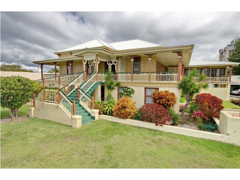 10 Preston Road, Wynnum QLD 4178