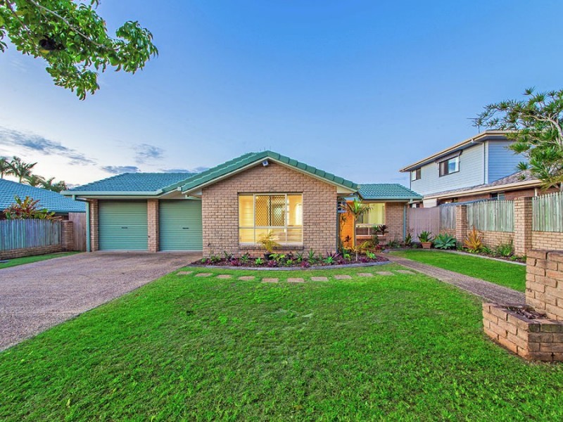 27 Teraglin Street, Manly West QLD 4179