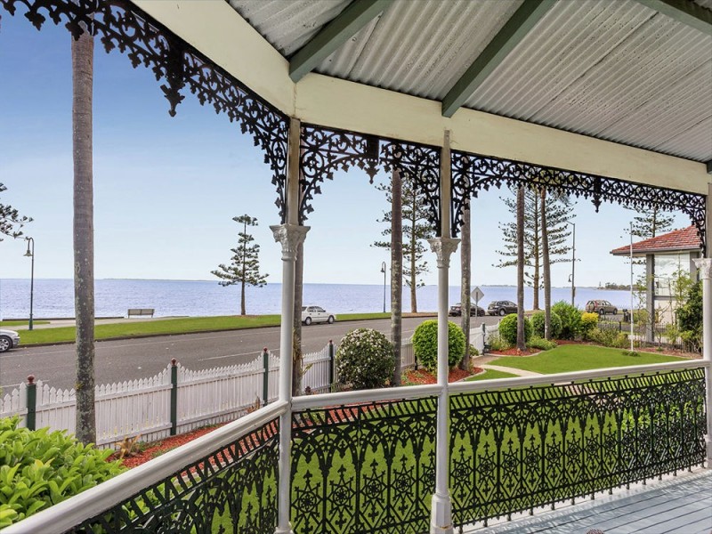 25 Waterloo Esplanade, Wynnum QLD 4178
