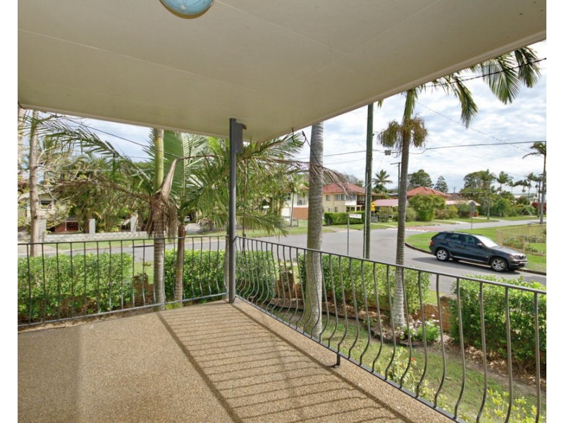 28 Duval Street, Wynnum West QLD 4178