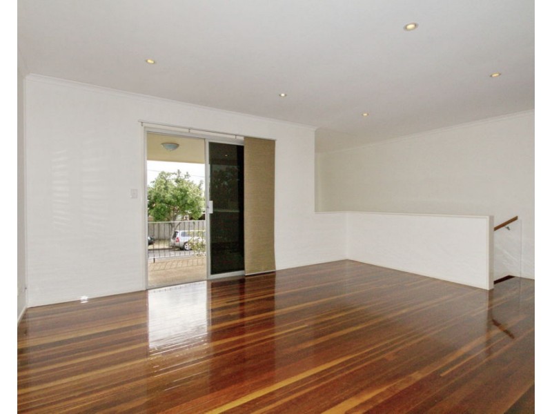 28 Duval Street, Wynnum West QLD 4178