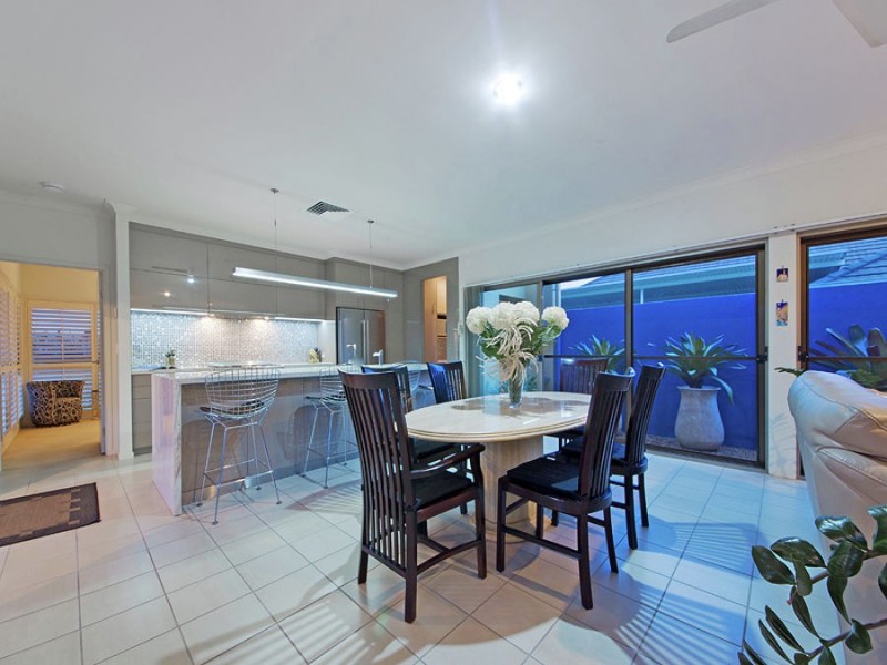 6 Goulburn Street, Wakerley QLD 4154