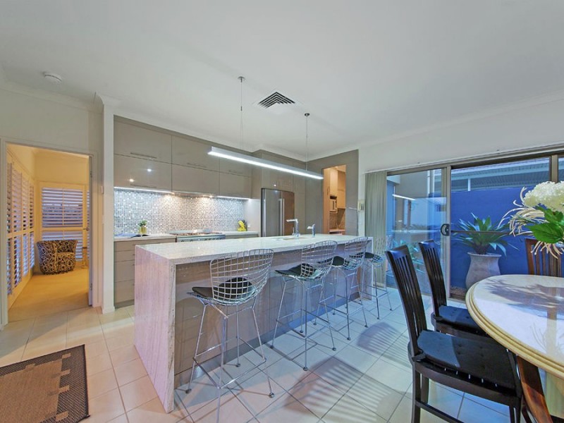 6 Goulburn Street, Wakerley QLD 4154