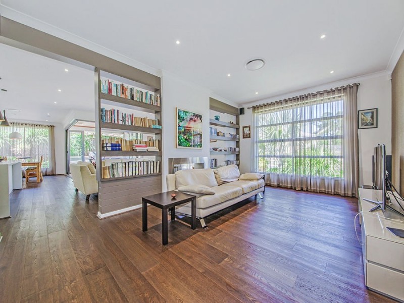 18 Clive Road, Birkdale QLD 4159