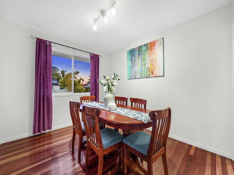 1 Leadale Street, Wynnum West QLD 4178