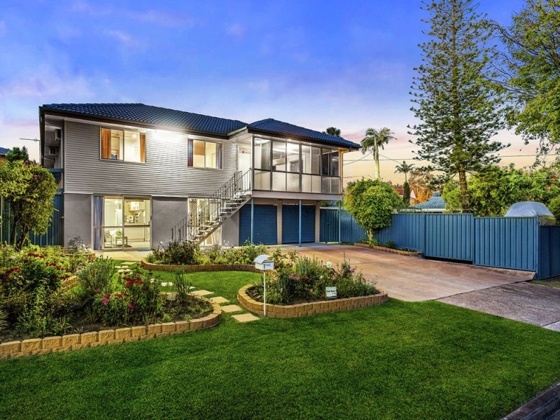 1 Leadale Street, Wynnum West QLD 4178