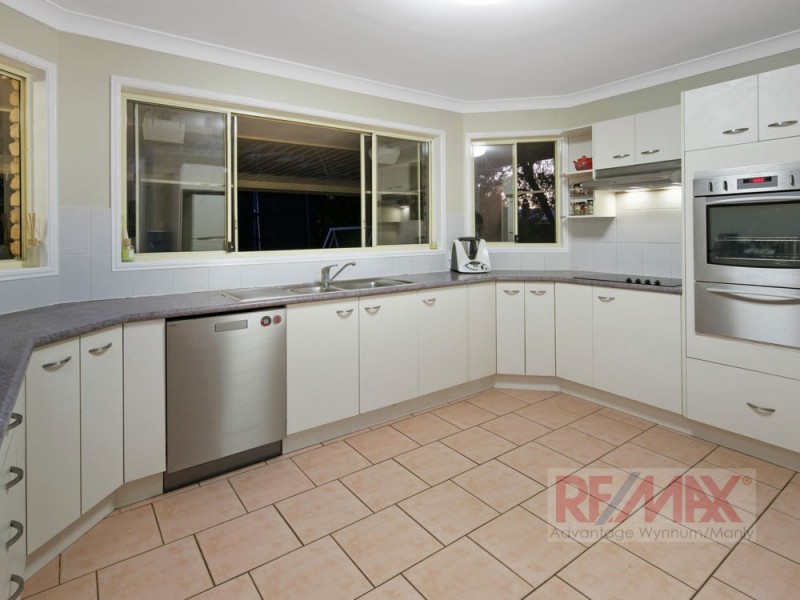 70 robtrish Street, Manly West QLD 4179