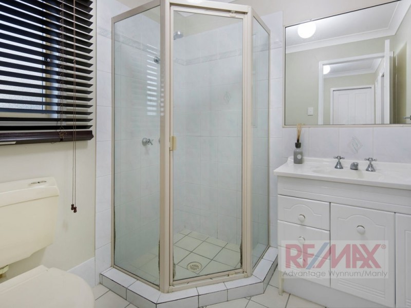 70 robtrish Street, Manly West QLD 4179