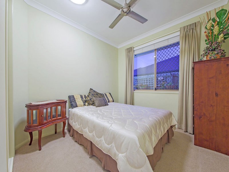 32 Higgs Circuit, Wynnum West QLD 4178