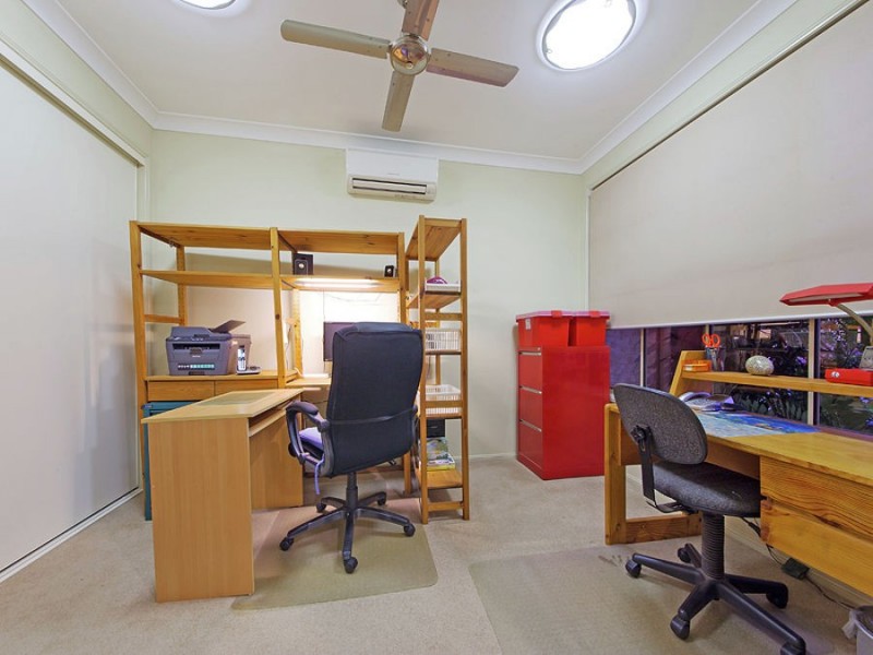 32 Higgs Circuit, Wynnum West QLD 4178