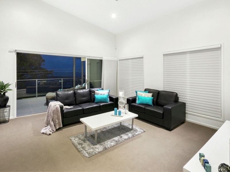 12 Wynnum North Esplanade, Wynnum QLD 4178