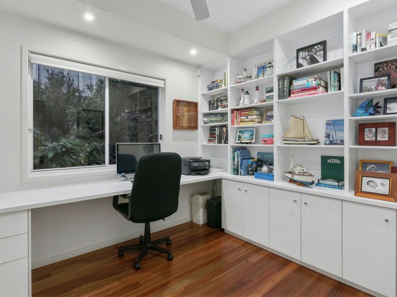 12 Wynnum North Esplanade, Wynnum QLD 4178