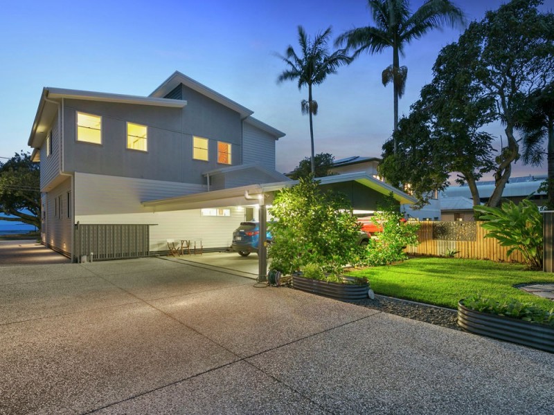 12 Wynnum North Esplanade, Wynnum QLD 4178