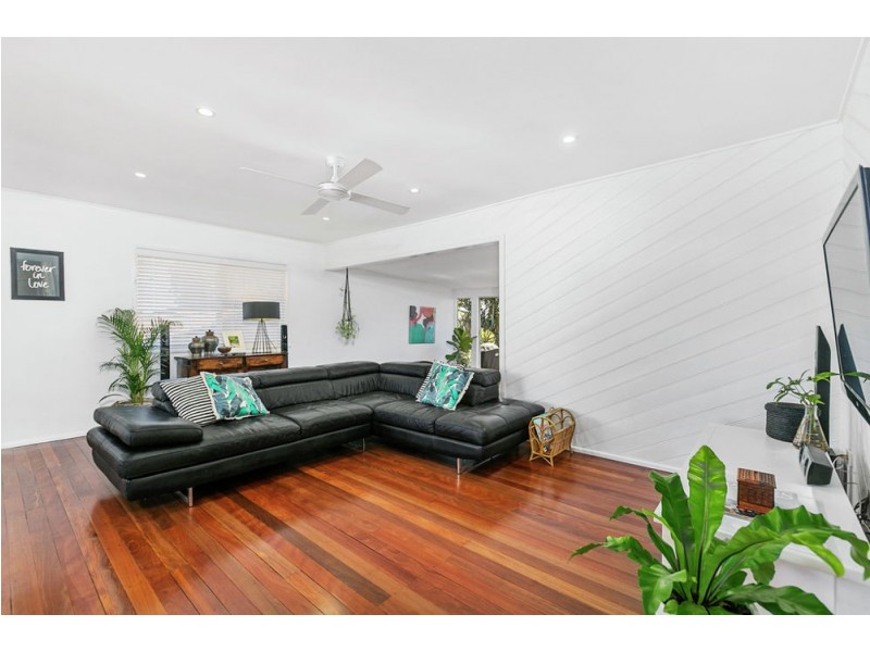 159 Randall Road, Wynnum West QLD 4178
