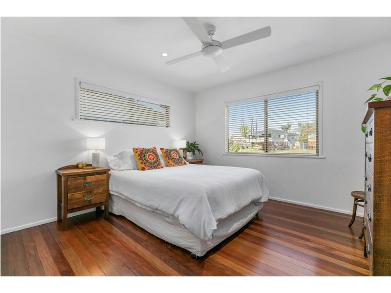 159 Randall Road, Wynnum West QLD 4178