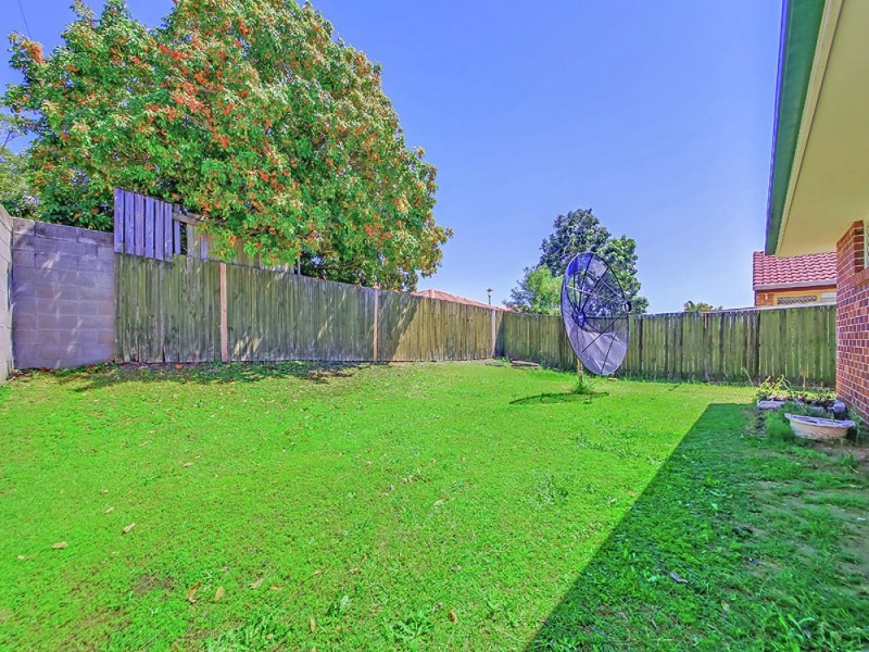 2 Magdalene Street, Wynnum West QLD 4178