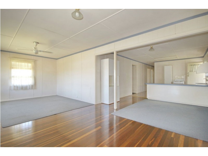 51 Banoon Drive, Wynnum QLD 4178