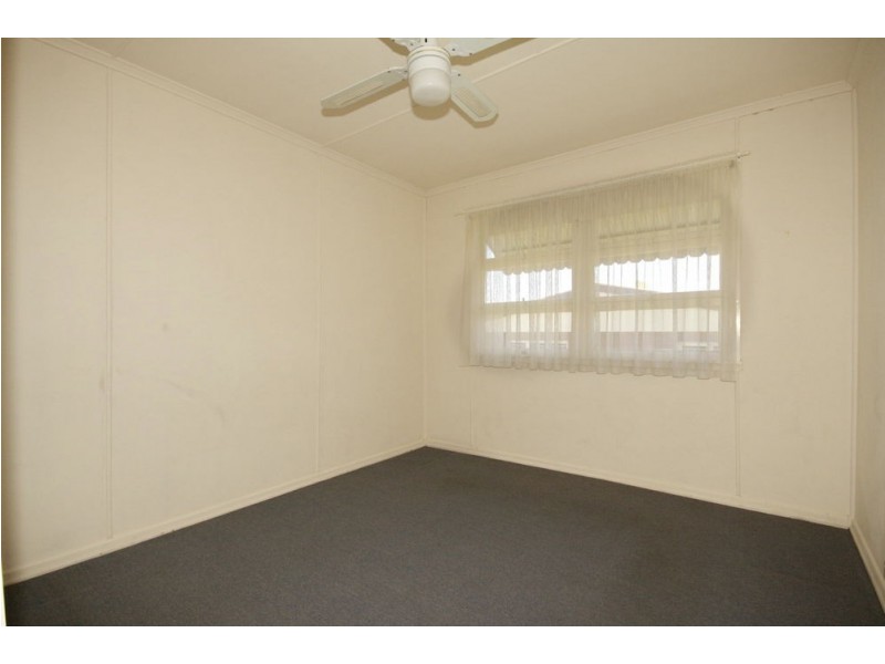 51 Banoon Drive, Wynnum QLD 4178