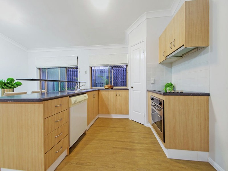 13 Campbell Street, Wakerley QLD 4154