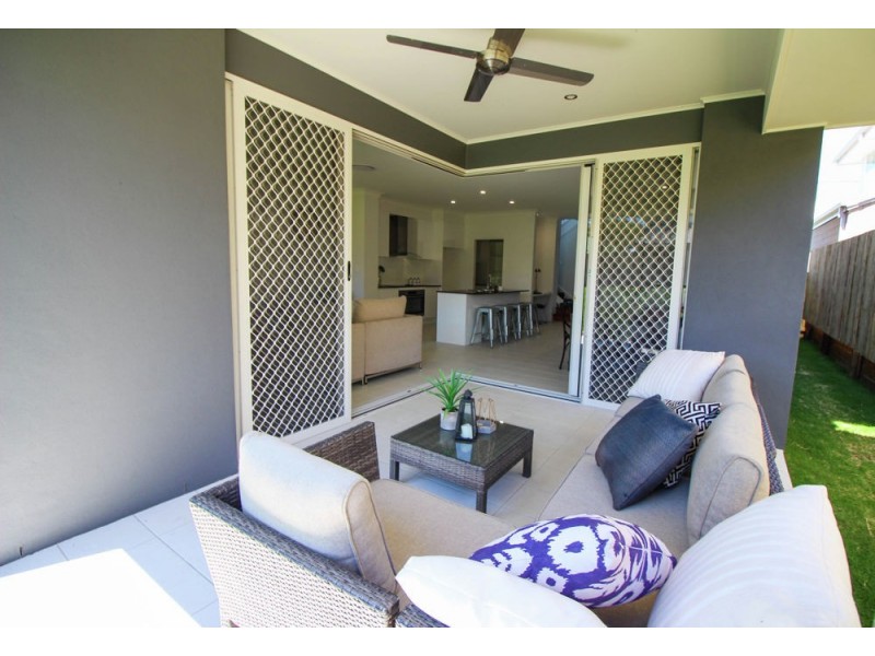 32 Kitchener St, Wynnum QLD 4178