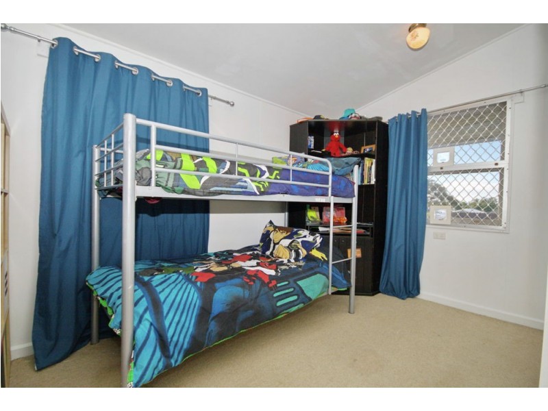 15 Fisher Street, Manly QLD 4179
