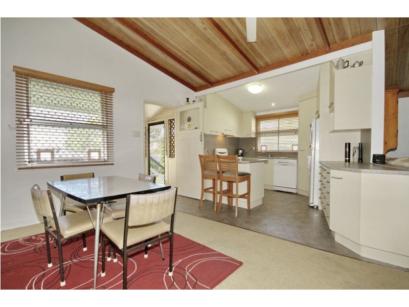 15 Fisher Street, Manly QLD 4179