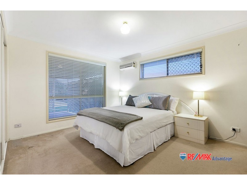 6 Oak Pl, Mackenzie QLD 4156