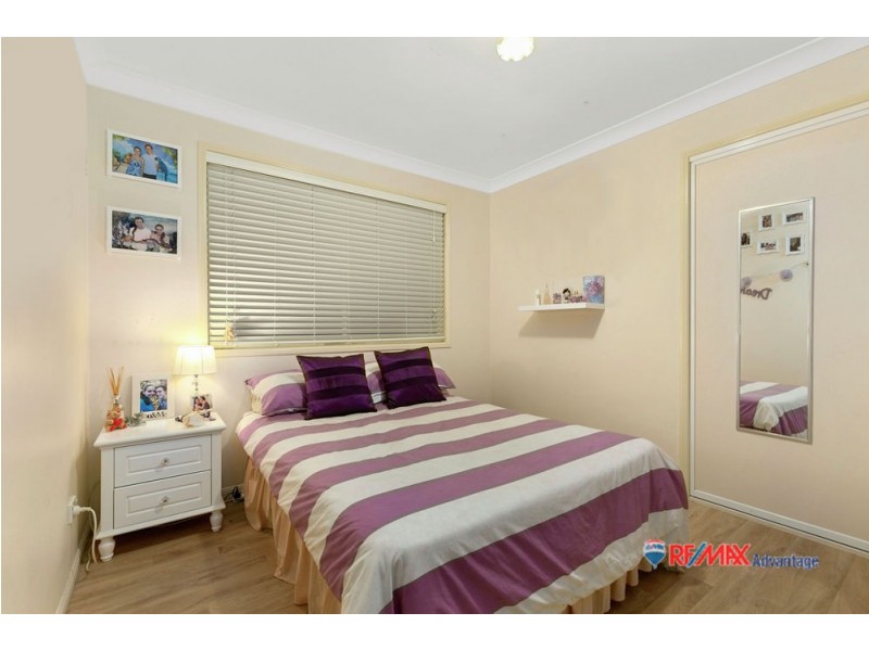 6 Oak Pl, Mackenzie QLD 4156