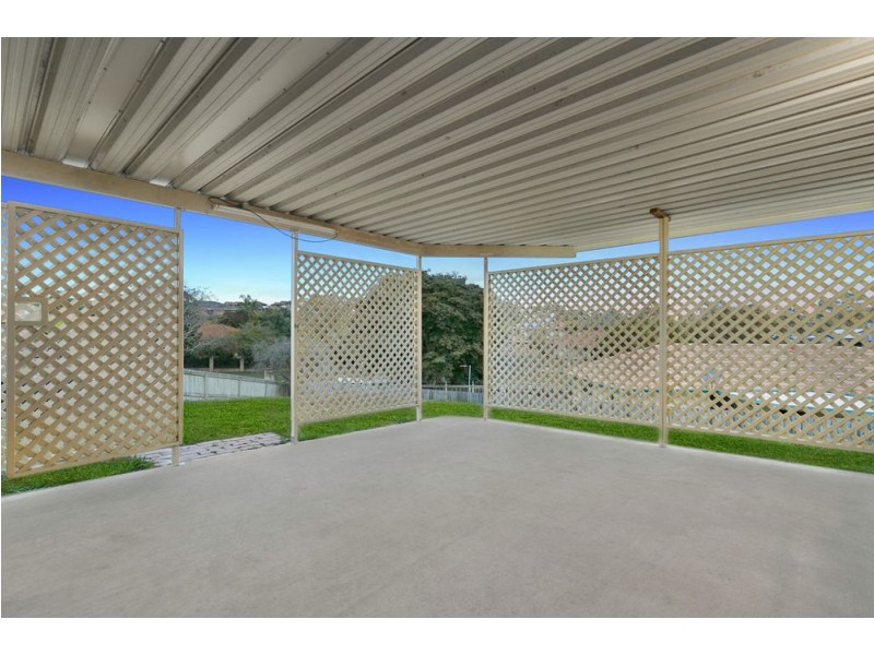 6 Oak Pl, Mackenzie QLD 4156