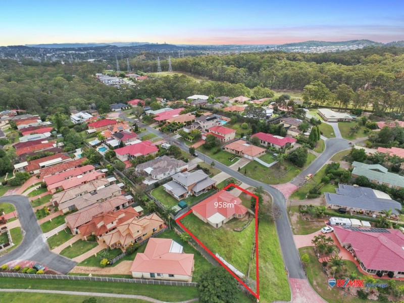 6 Oak Pl, Mackenzie QLD 4156