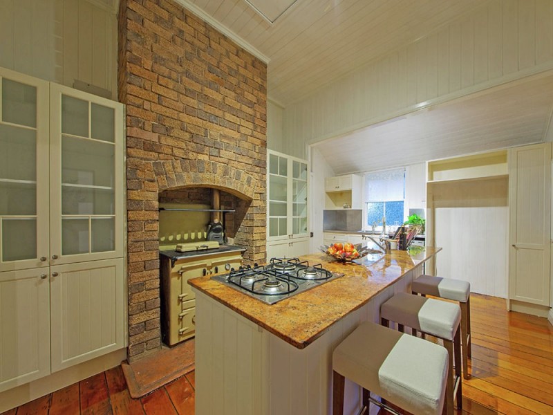 564 Vulture Street East, East Brisbane QLD 4169