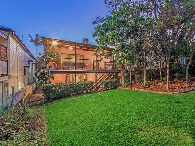 564 Vulture Street East, East Brisbane QLD 4169