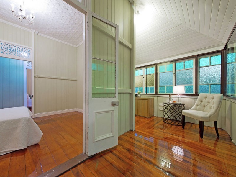 564 Vulture Street East, East Brisbane QLD 4169