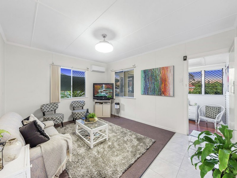 7 Brockworth Street, Wynnum West QLD 4178