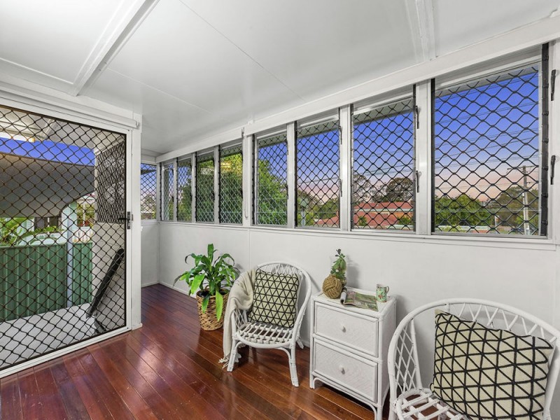 7 Brockworth Street, Wynnum West QLD 4178