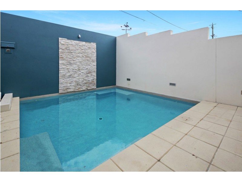 28 Kingsley Tce, Wynnum QLD 4178