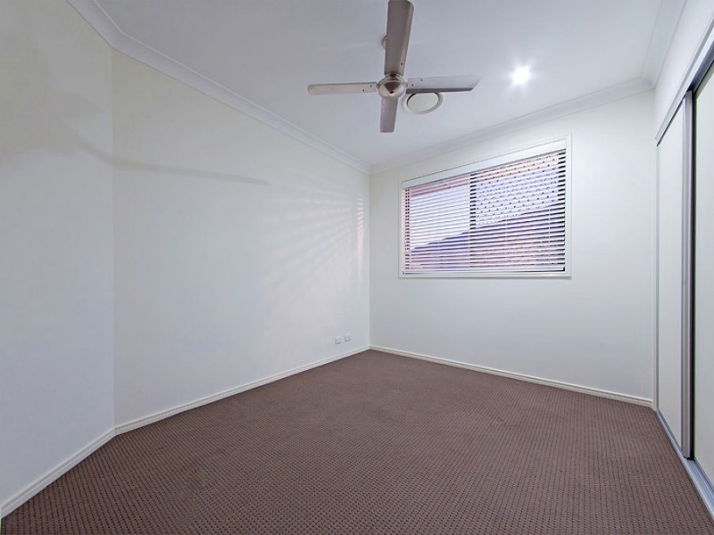 39 Higgs Circuit, Wynnum West QLD 4178