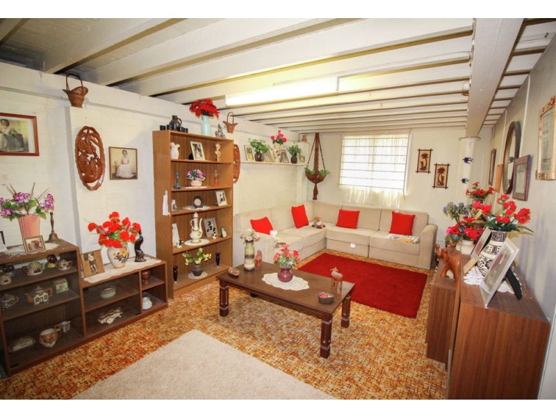 19 Kenmar St, Wynnum West QLD 4178