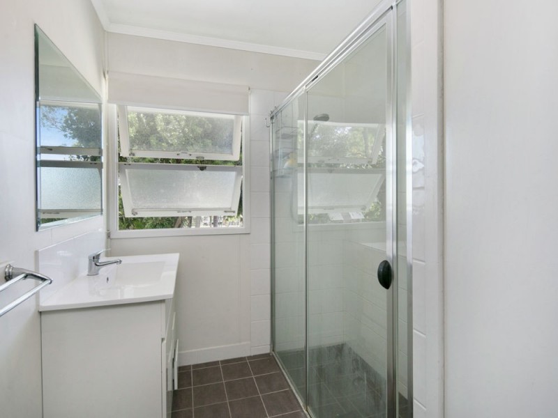 28 Gateway Street, Wynnum West QLD 4178