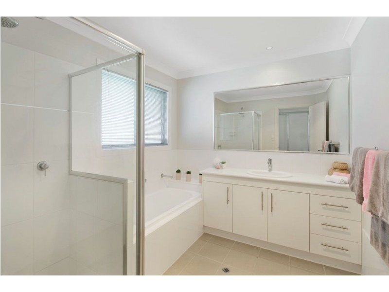 113 Moreton Avenue, Wynnum QLD 4178