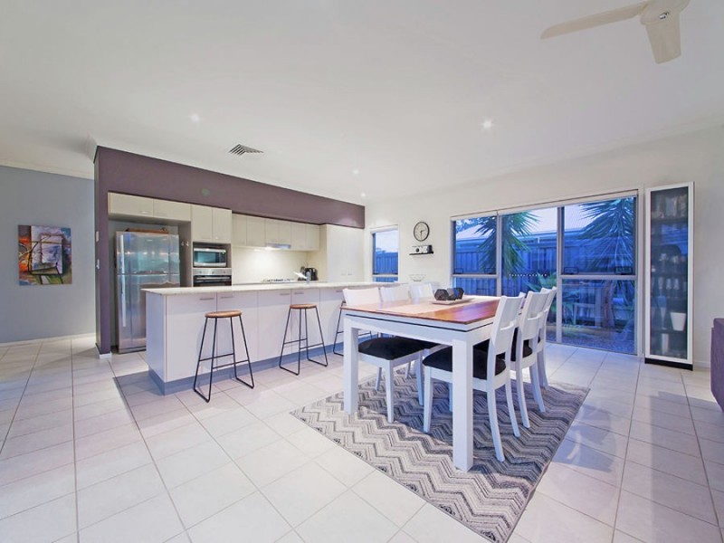 13 Macquarie Street, Wakerley QLD 4154