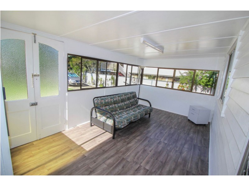 11 Foley Rd, Hemmant QLD 4174