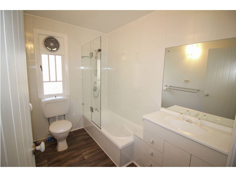 11 Foley Rd, Hemmant QLD 4174