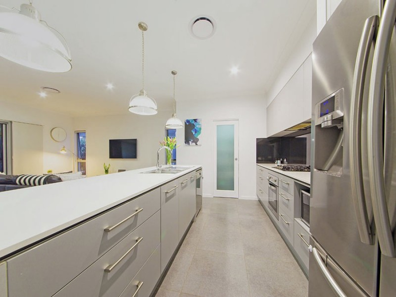 69 Foxwood Circuit, Wakerley QLD 4154