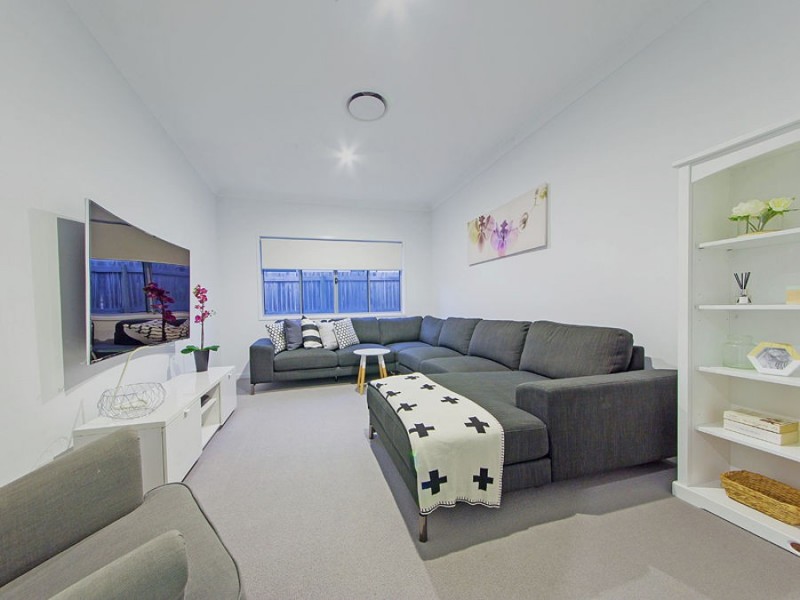 69 Foxwood Circuit, Wakerley QLD 4154