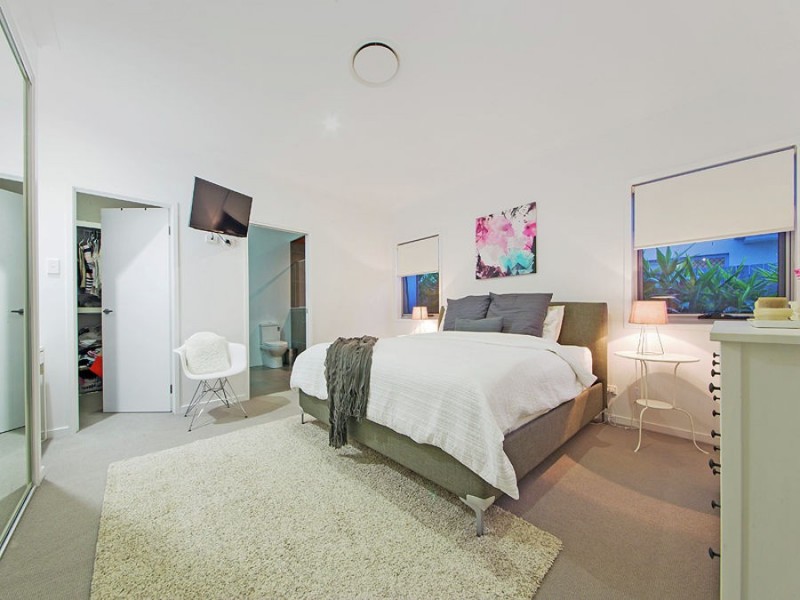 69 Foxwood Circuit, Wakerley QLD 4154